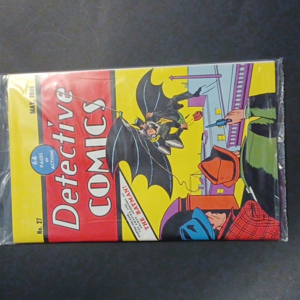 NWT Action Comic No. 27 Authentic Replica Seal With Certificate. Detective Comic